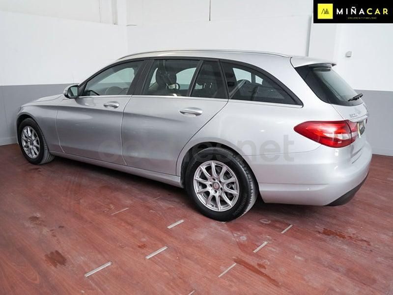 Usado Mercedes C200 136 CV (100 kW) 2016 Gris / plata Familiar