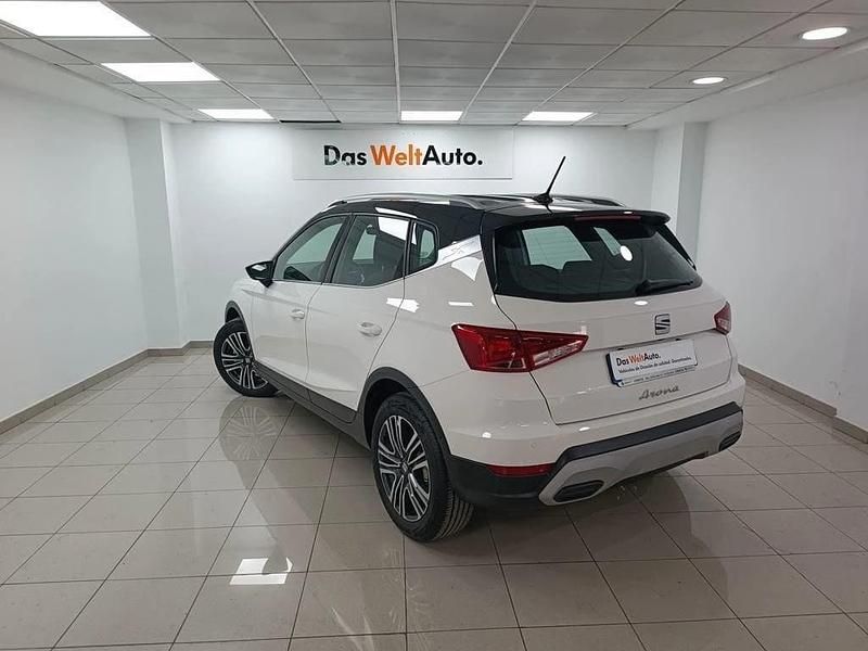 Usado Seat Arona Xperience 116 CV (85 kW) 2025 Blanco SUV