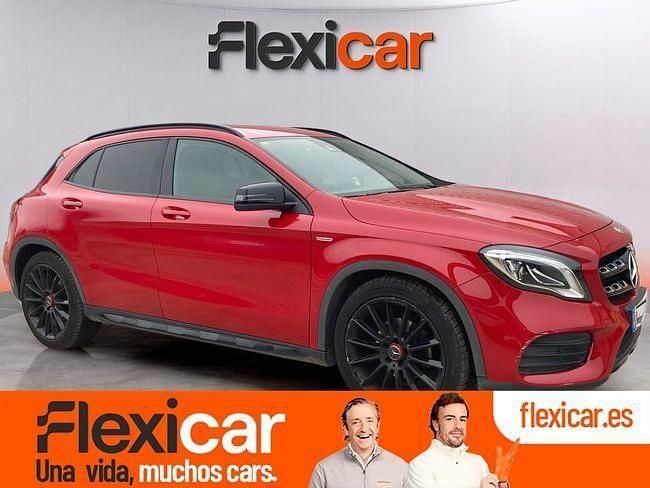 Usado Mercedes GLA180 122 CV (89 kW) 2020 Rojo SUV