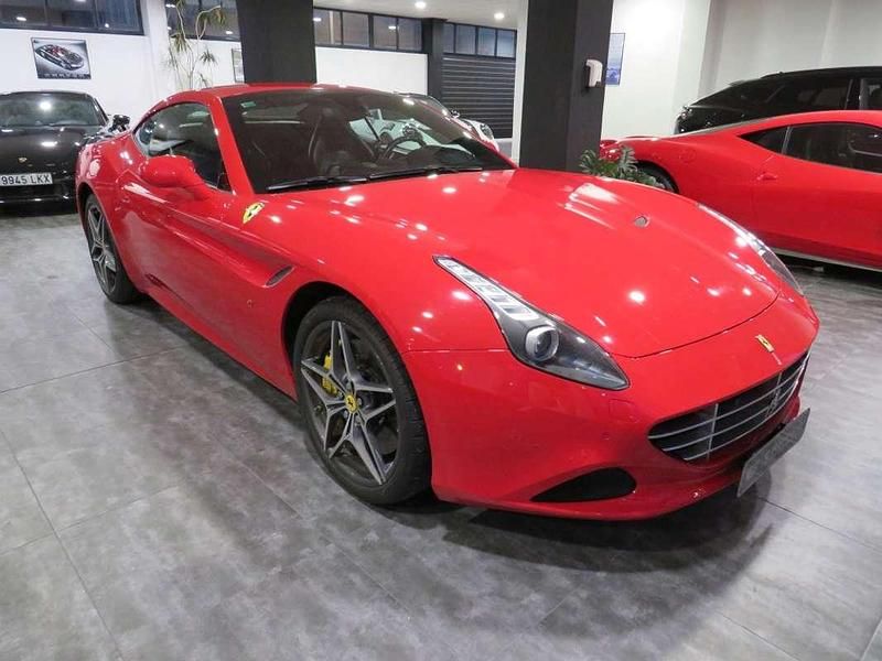 Usado Ferrari California 560 CV (411 kW) 2014 Rojo Descapotable