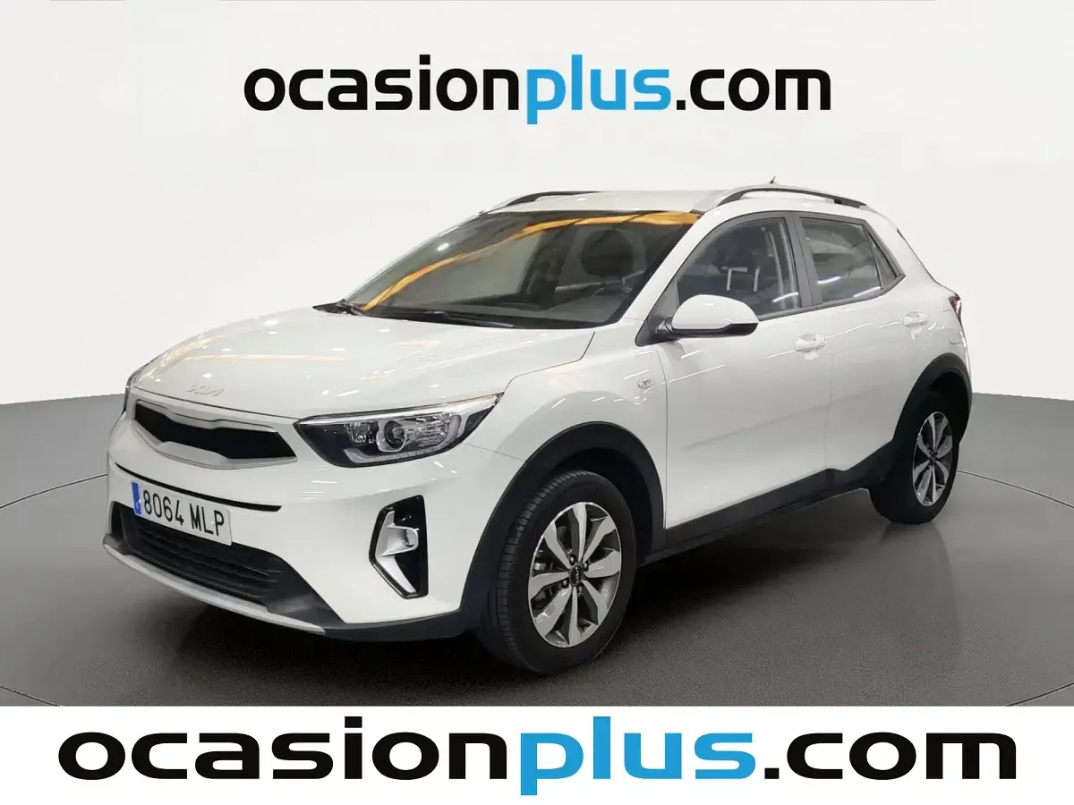 Käytetty Kia Stonic 84 HP (61 kW) 2023 Katumaasturi
