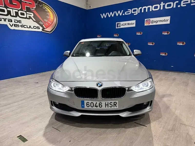 Usado BMW 318 143 CV (105 kW) 2013 Gris / plata Berlina