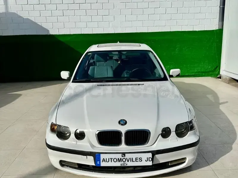 Usado BMW 320 M Sport 150 CV (110 kW) 2005 Blanco Berlina