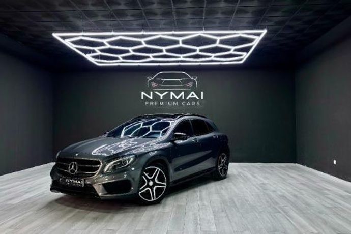 Gris Usado 2014 Mercedes GLA220 SUV | 19.495 € (Un poco caro) - Imagen 1/4