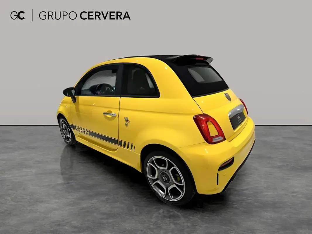 Usado Abarth 595C 145 CV (106 kW) 2018 Amarillo Descapotable