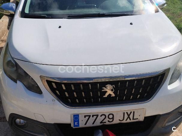 Blanco Usado 2017 Peugeot 2008 Allure SUV | 6800 € (Super precio) - Imagen 1/4