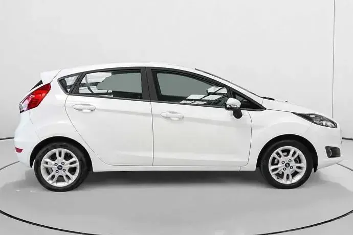Usado Ford Fiesta Trend 95 CV (69 kW) 2015 Utilitario