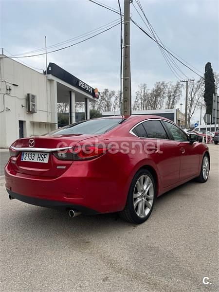 Käytetty Mazda 6 Luxury 175 HP (128 kW) 2013 Punainen Sedan