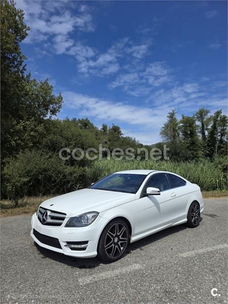 Usado Mercedes C220 170 CV (125 kW) 2012 Blanco Coupe