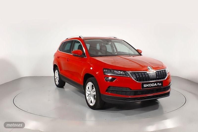 Rojo Usado 2021 Skoda Karoq Style SUV | 25.800 € (Precio justo) - Imagen 1/4
