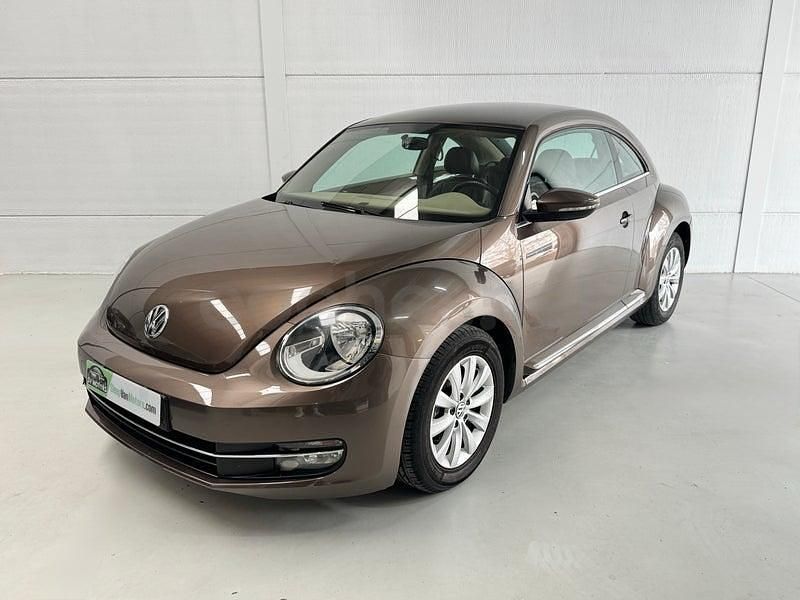 Usado VW Beetle Design 105 CV (77 kW) 2013 Marrón Utilitario