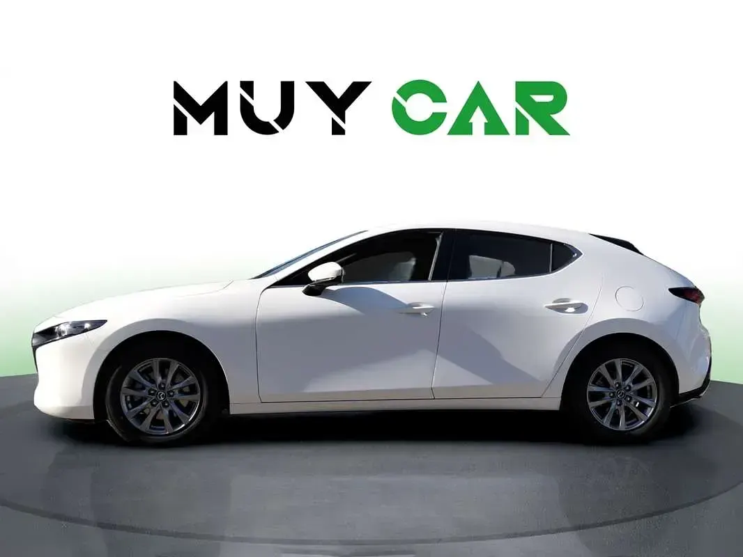 Usado Mazda 3 Prime-Line 140 CV (102 kW) 2025 Blanco Utilitario