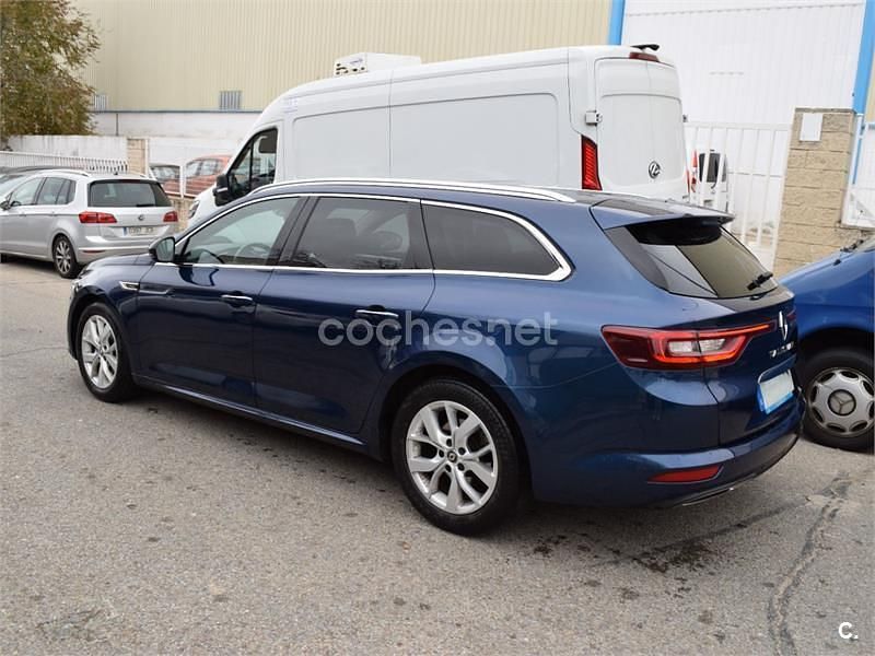 Usado Renault Talisman LIMITED 130 CV (95 kW) 2018 Azul Familiar