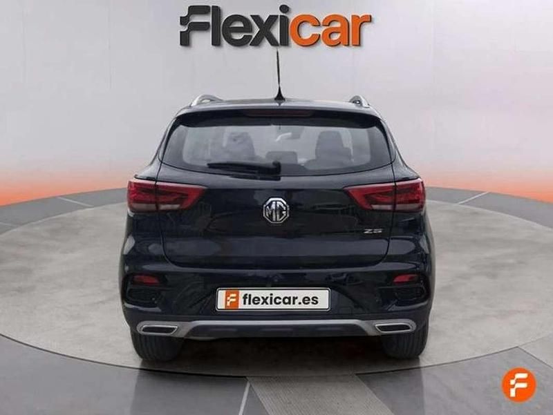 Usado MG ZS Comfort 116 CV (85 kW) 2025 Negro SUV
