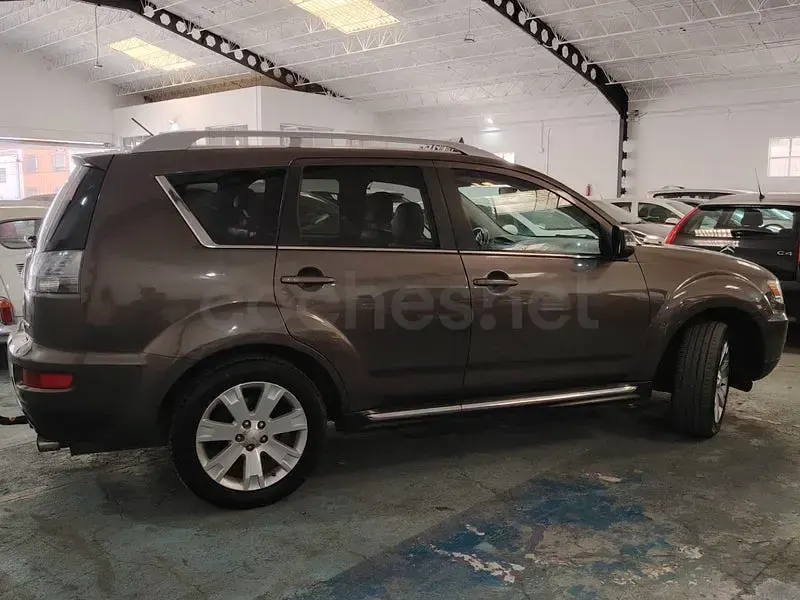 Usado Mitsubishi Outlander 156 CV (114 kW) 2010 Beige SUV