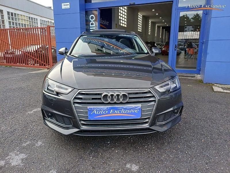 Usado Audi A4 Exclusive 190 CV (139 kW) 2018 Negro Familiar