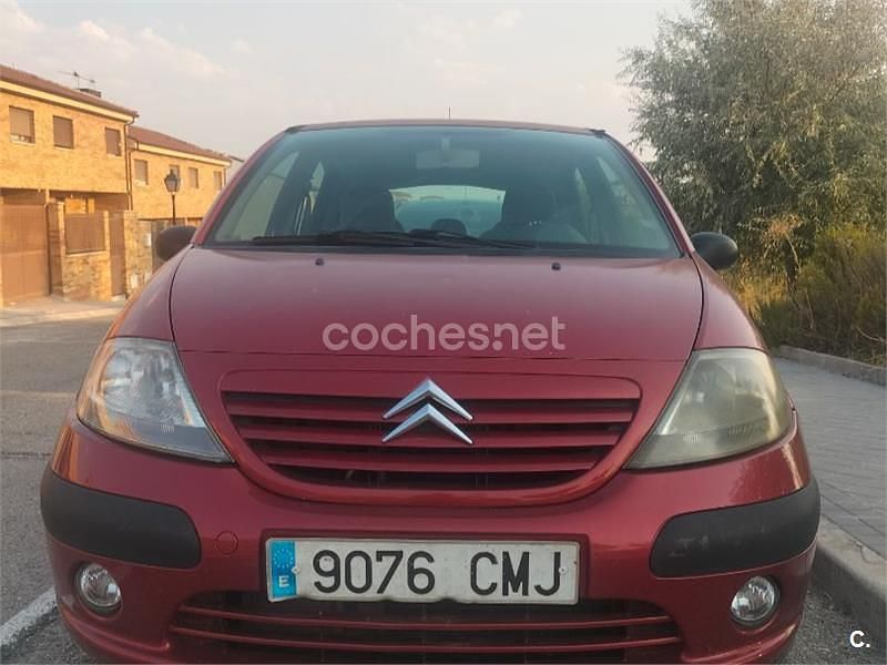 Granate Usado 2003 Citroën C3 Utilitario | 1500 € (Precio justo) - Imagen 1/4
