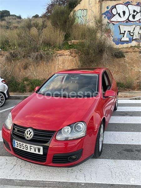 Usado VW Golf V GT 170 CV (125 kW) 2007 Rojo Berlina