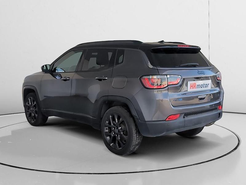 Usado Jeep Compass 240 CV (176 kW) 2021 Gris SUV