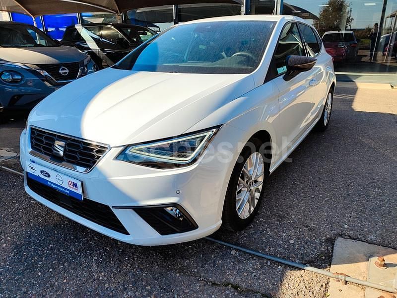 Blanco Usado 2025 Seat Ibiza FR Berlina | 19.500 € (Un poco caro) - Imagen 1/4