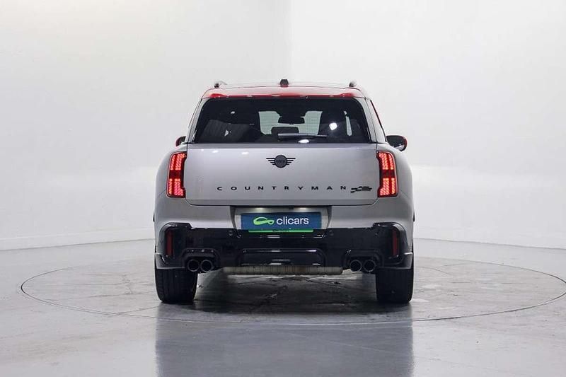 Usado Mini John Cooper Works 300 CV (220 kW) 2024 Plateado Utilitario