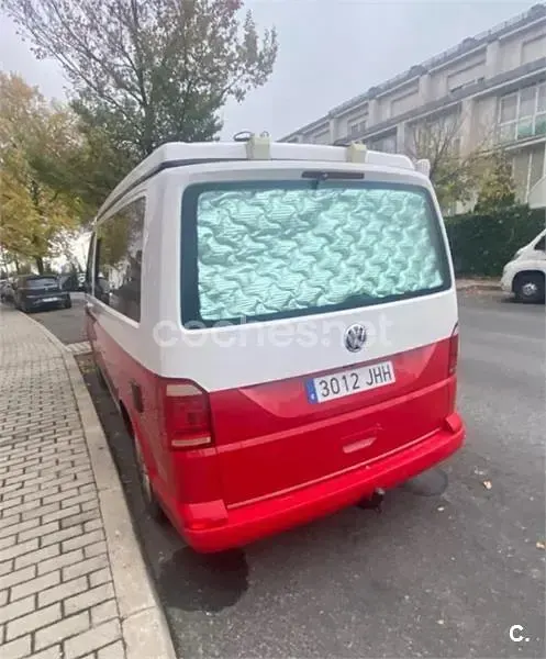 Usado VW T5 Pro 114 CV (83 kW) 2015 Rojo Van