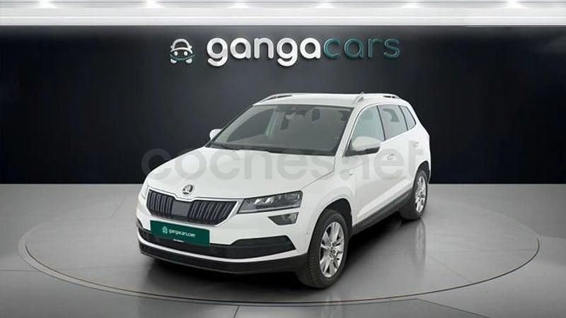 Usado Skoda Karoq Ambition 110 CV (80 kW) 2022 Blanco SUV