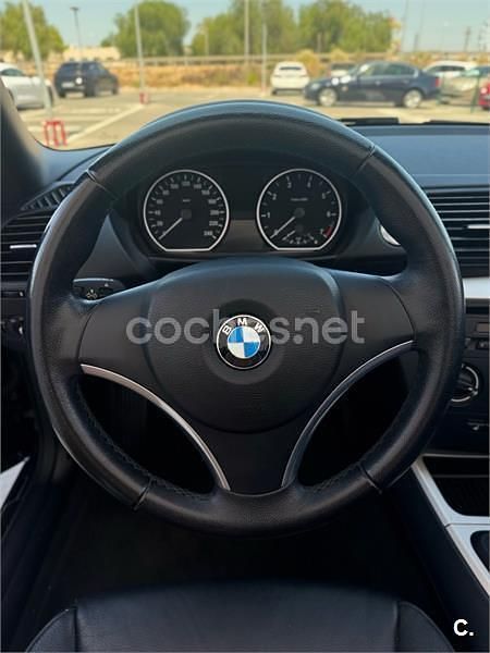 Usado BMW 118 143 CV (105 kW) 2010 Negro Utilitario
