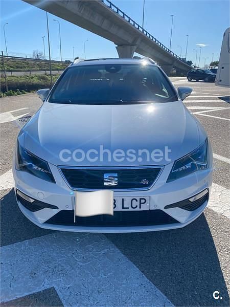 Usado Seat Leon ST FR 150 CV (110 kW) 2019 Blanco Familiar
