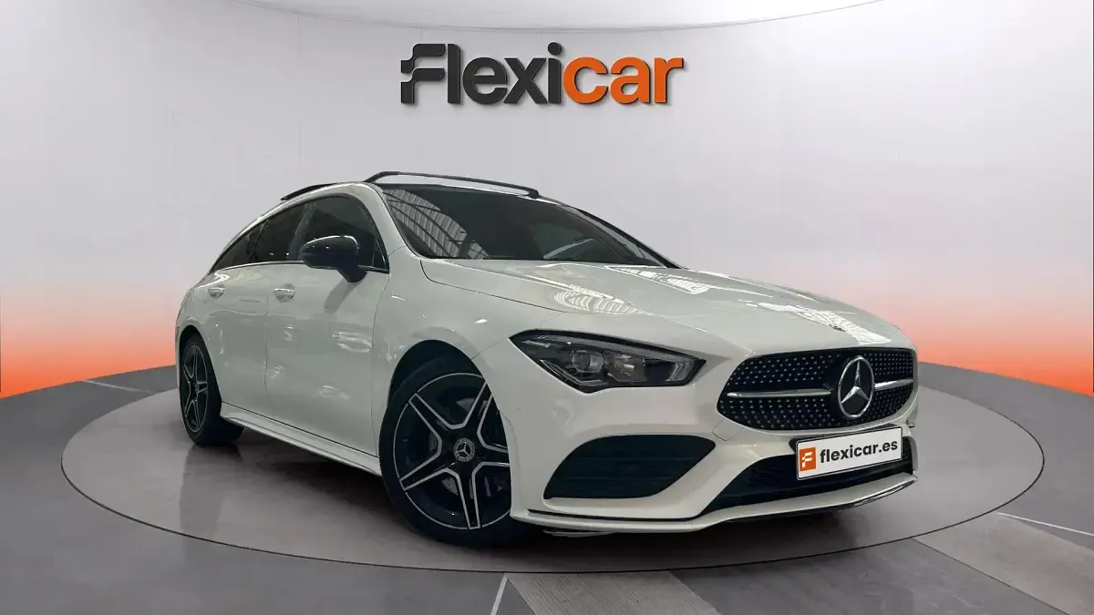 Usado Mercedes CLA200 Shooting Brake 163 CV (119 kW) 2020 Familiar