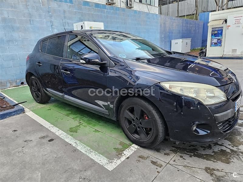Usado Renault Mégane Privilege 130 CV (95 kW) 2010 Azul Berlina