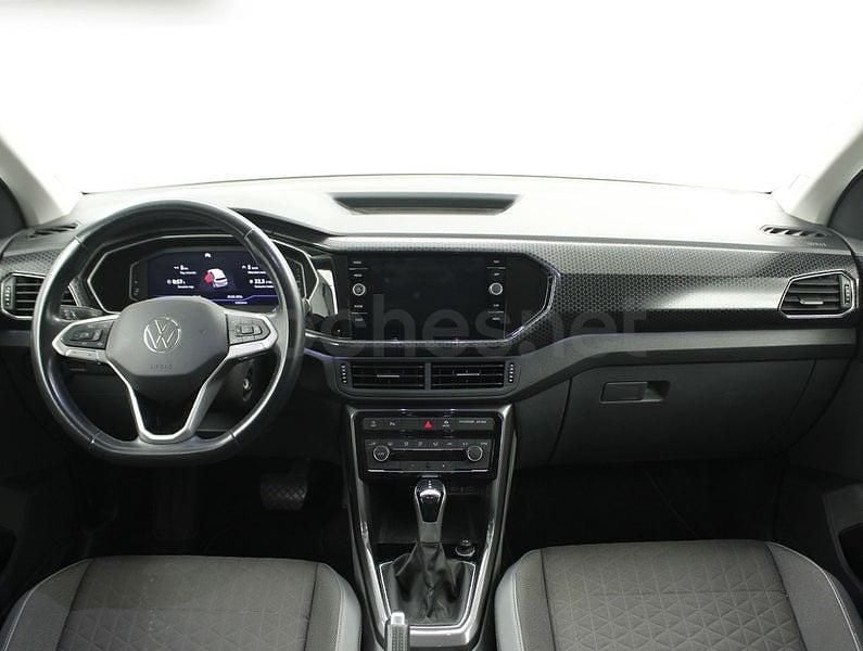Usado VW T-Cross Sportline 110 CV (80 kW) 2021 Gris / plata SUV