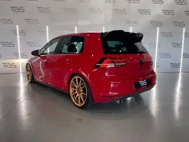 Usado VW Golf VII GTD 184 CV (135 kW) 2013 Rojo Utilitario