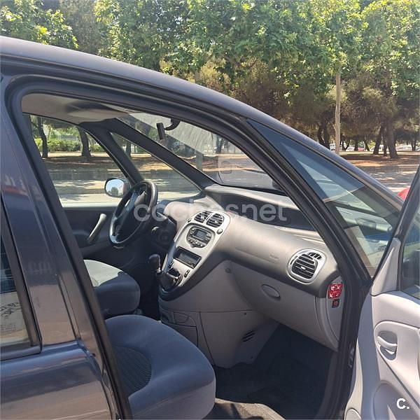 Brugt Citroën Xsara Picasso 110 HK (80 kW) 2006 Sort MPV