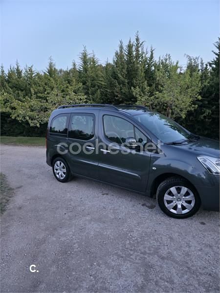 Usado Citroën Berlingo Seduction 120 CV (88 kW) 2014 Gris / plata Monovolumen