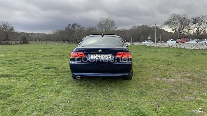 Usado BMW 320 177 CV (130 kW) 2009 Azul Coupe