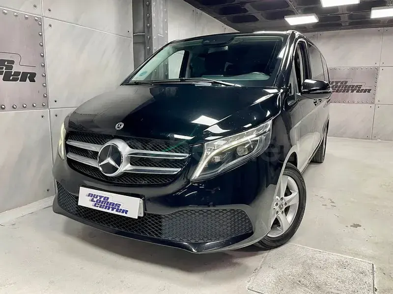 Usado Mercedes V220 Avantgarde 163 CV (119 kW) 2021 Negro Monovolumen