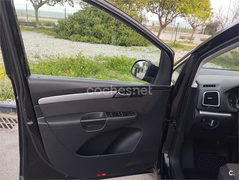 Usado VW Sharan Sport 140 CV (102 kW) 2011 Negro Monovolumen