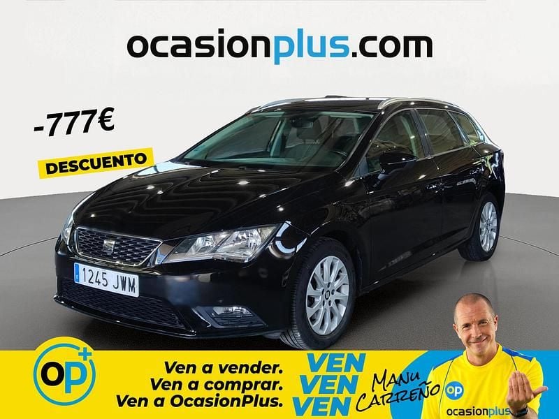 Usado Seat Leon Style 110 CV (80 kW) 2017 Negro Familiar