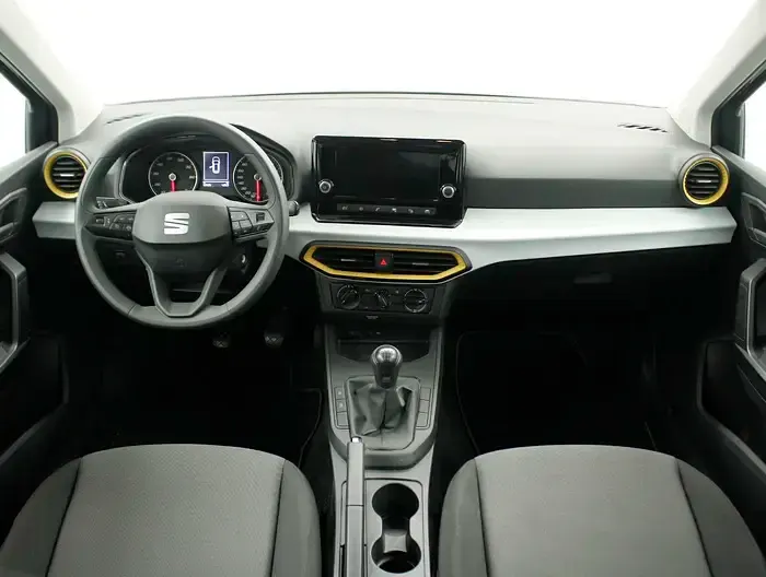 Usado Seat Arona Reference 95 CV (69 kW) 2022 Gris SUV
