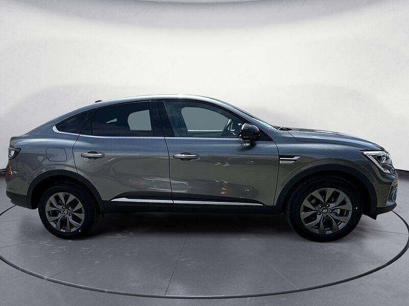 Usado Renault Arkana Techno 140 CV (102 kW) 2025 Gris SUV