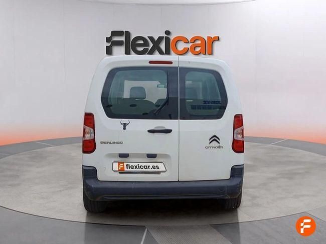 Usado Citroën Berlingo Live 102 CV (75 kW) 2020 Blanco Monovolumen