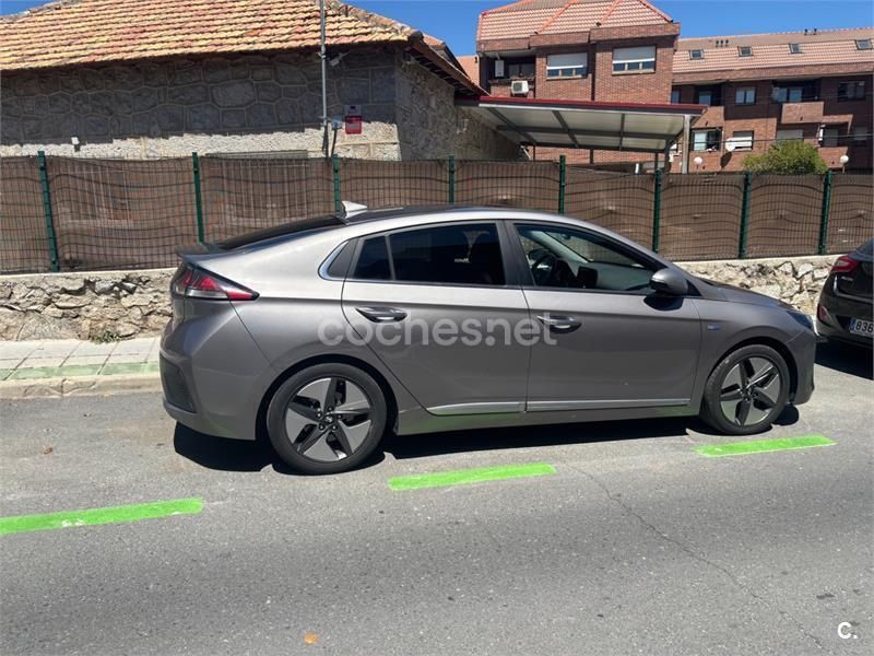 Gris / plata Usado 2020 Hyundai Ioniq Style Berlina | 15.000 € (Precio justo) - Imagen 1/4