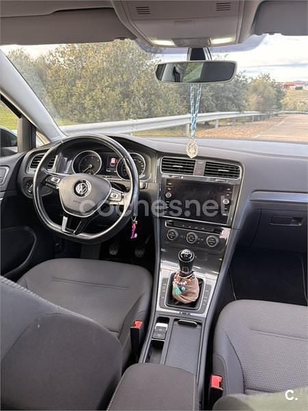 Usado VW Golf VII Advance 115 CV (84 kW) 2019 Negro Familiar
