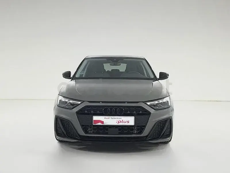Usado Audi A1 Sportback 116 CV (85 kW) 2025 Gris / plata Utilitario