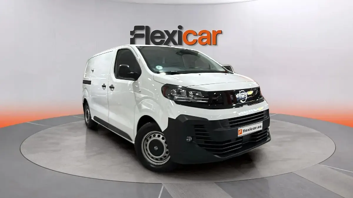 Usado Opel Vivaro-e Combi 120 CV (88 kW) 2025 Monovolumen