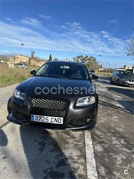 Usado Audi A3 Ambition 140 CV (102 kW) 2003 Gris / plata Utilitario