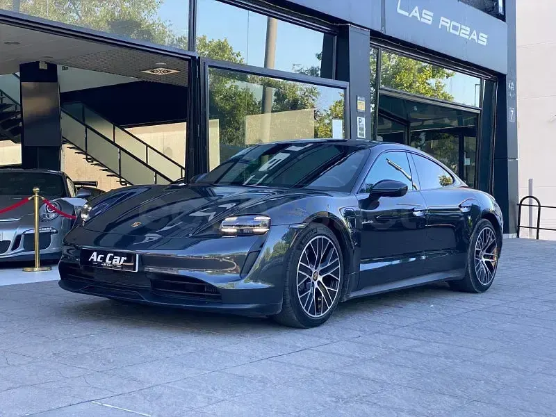 Usado Porsche Taycan 2023 Eléctrico Berlina