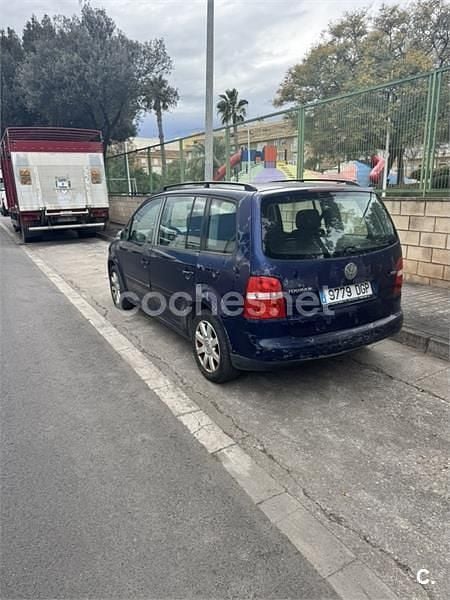 Usado VW Touran Edition 105 CV (77 kW) 2005 Azul Monovolumen