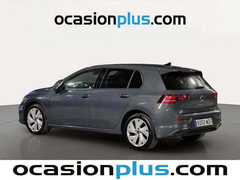 Usado VW Golf VIII 115 CV (84 kW) 2025 Gris Berlina